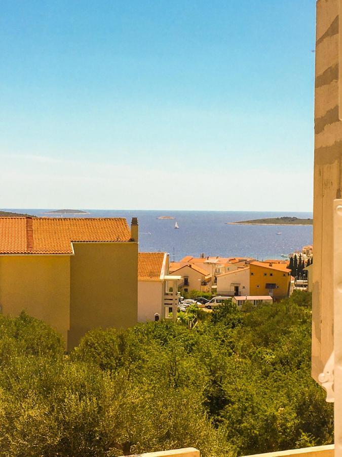 Land And Sea Apartman Primošten Kültér fotó
